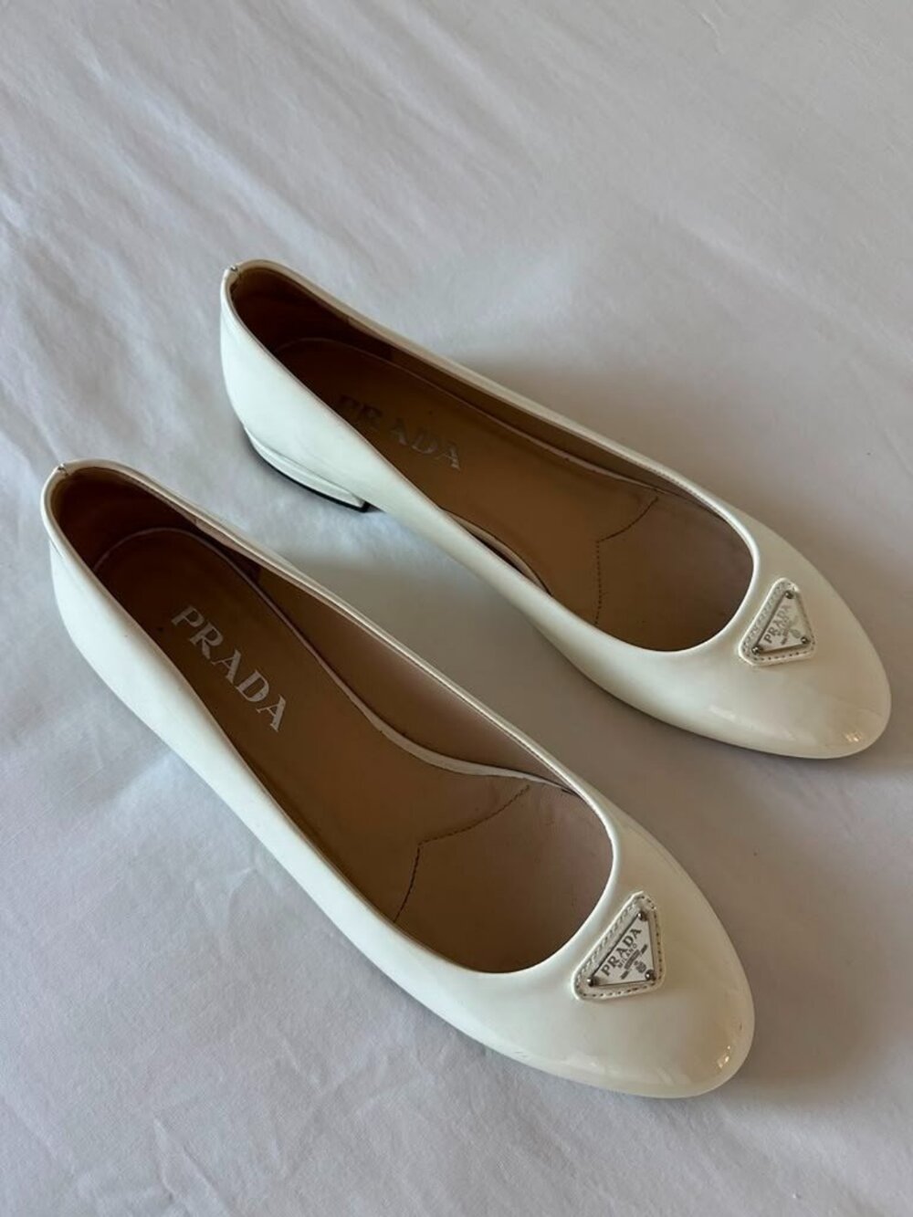 Prada white womans pump size 37.5 - Picture 1 of 9